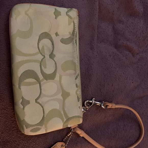 Coach Logo Green Wristlet - Picture 2 of 7